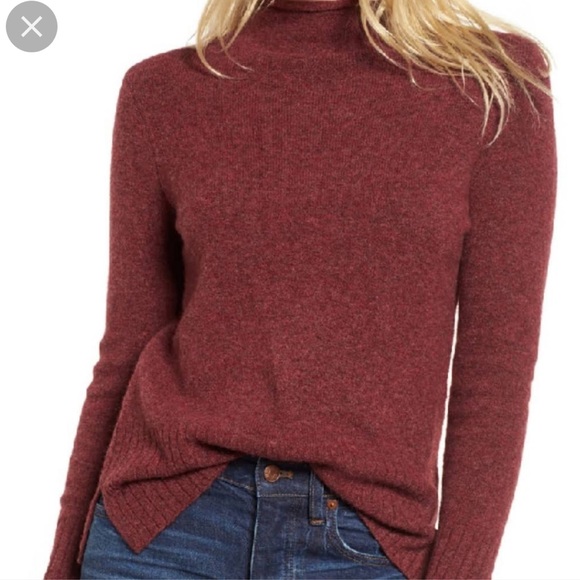 Madewell Sweaters - Madewell Rolled Turtleneck Sweater in Red Size Small